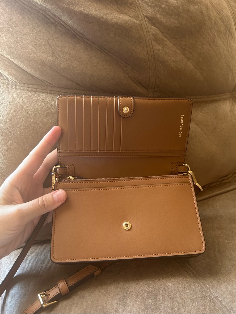 Michael Kors | Jet Set | Charm | Small Phone | Crossbody - Picture 5 of 16